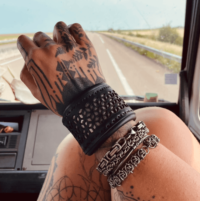 Bracelets bleu acier & noir