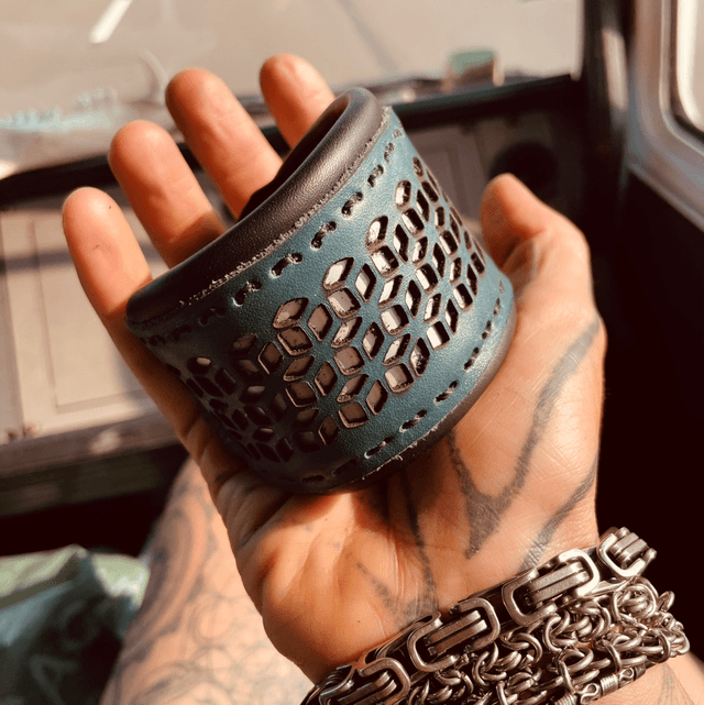 Bracelets bleu acier & noir