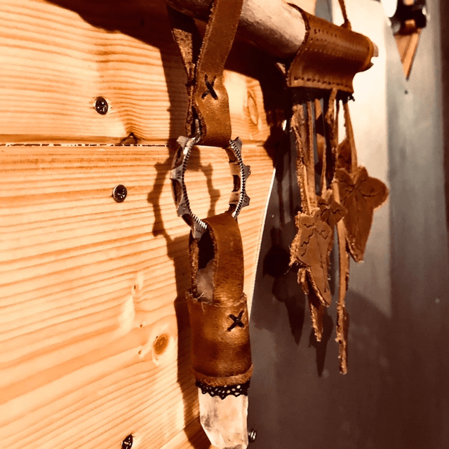 Suspension feuille et quartz
